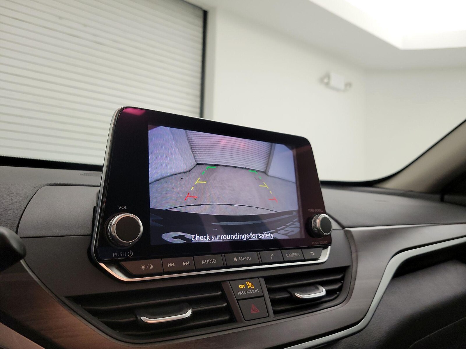 2025 Nissan Altima SV - Photo 15