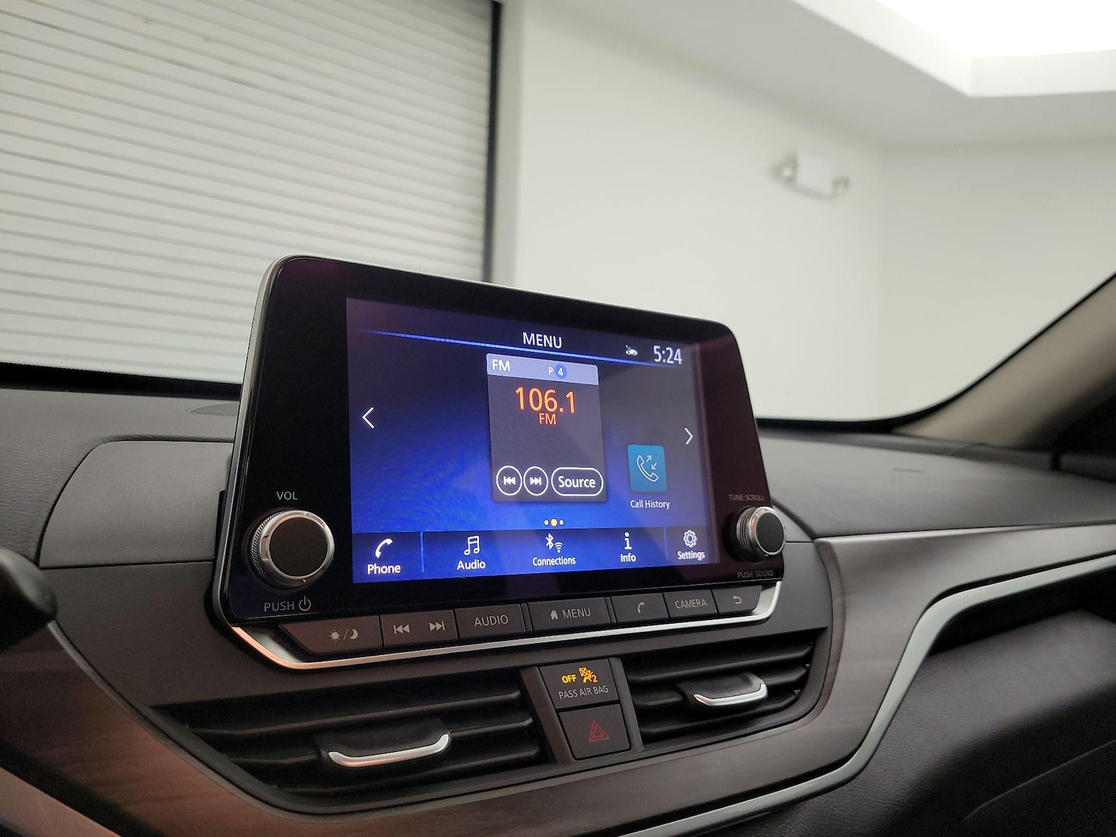 2025 Nissan Altima SV - Photo 16
