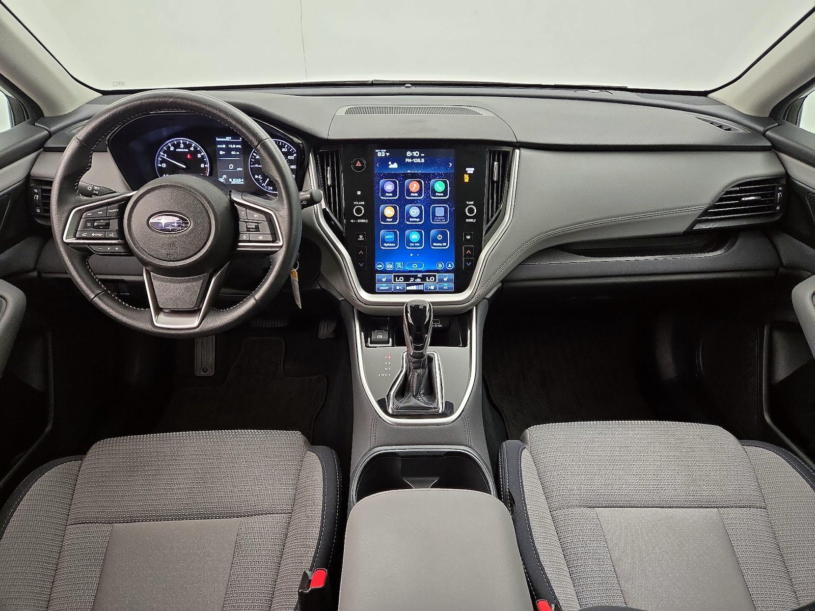 Apple CarPlay® & Android Auto™