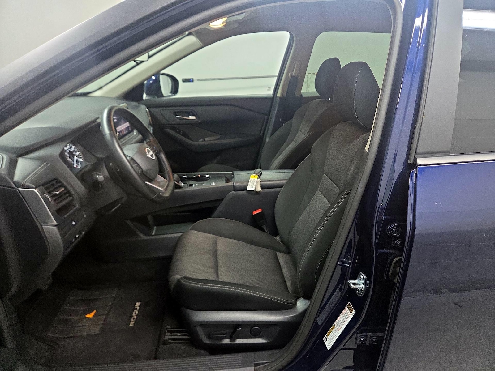 Power Seat(s) & Side Airbags