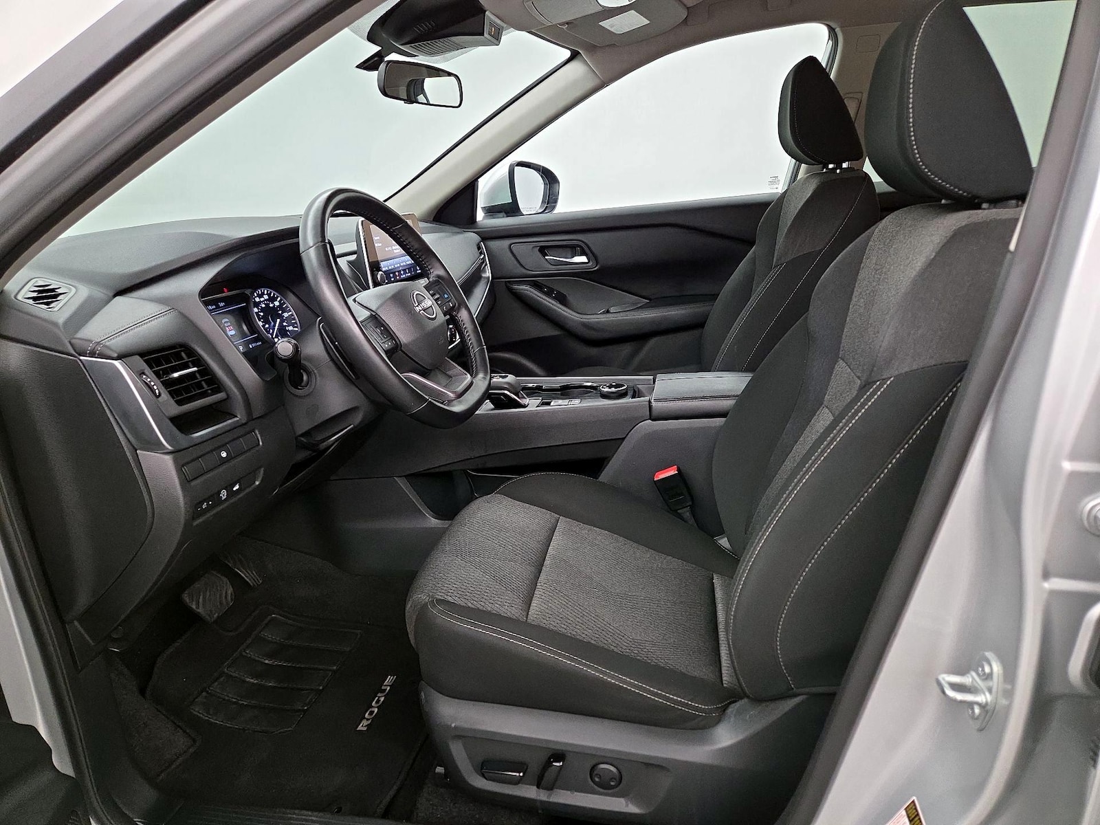 Power Seat(s) & Side Airbags