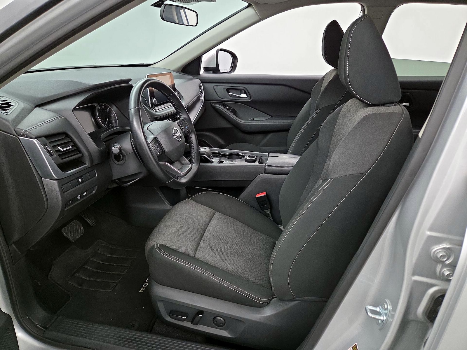 Power Seat(s) & Side Airbags