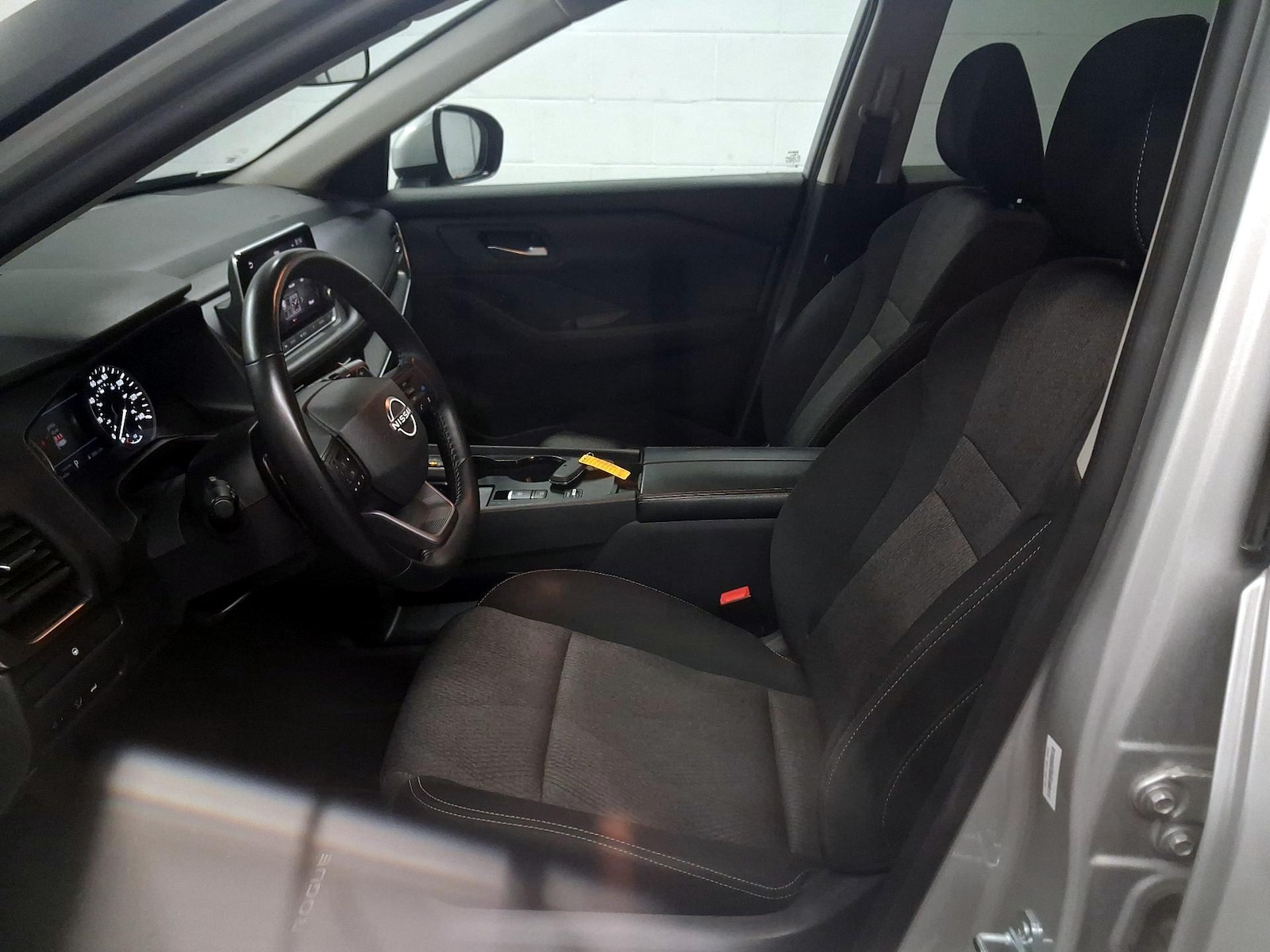 Power Seat(s) & Side Airbags
