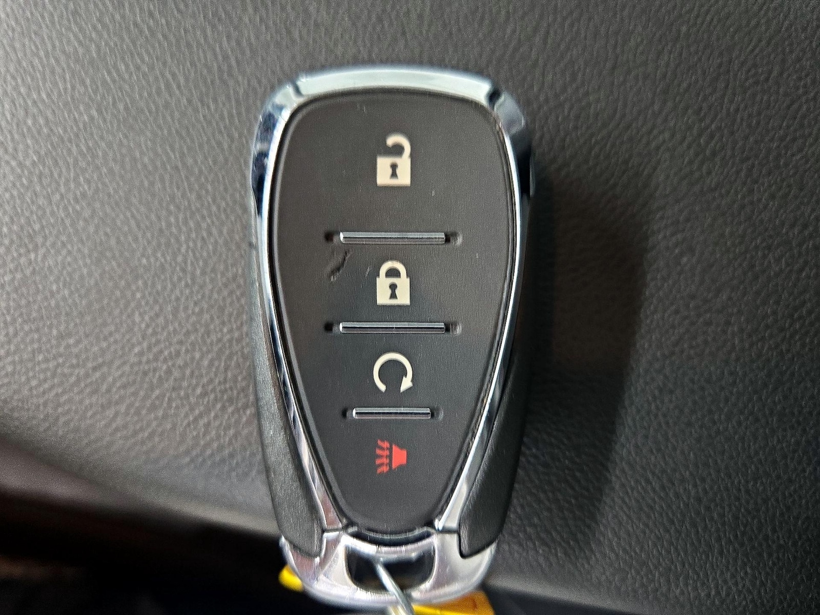 2025 Chevrolet Trax LT - Photo 23