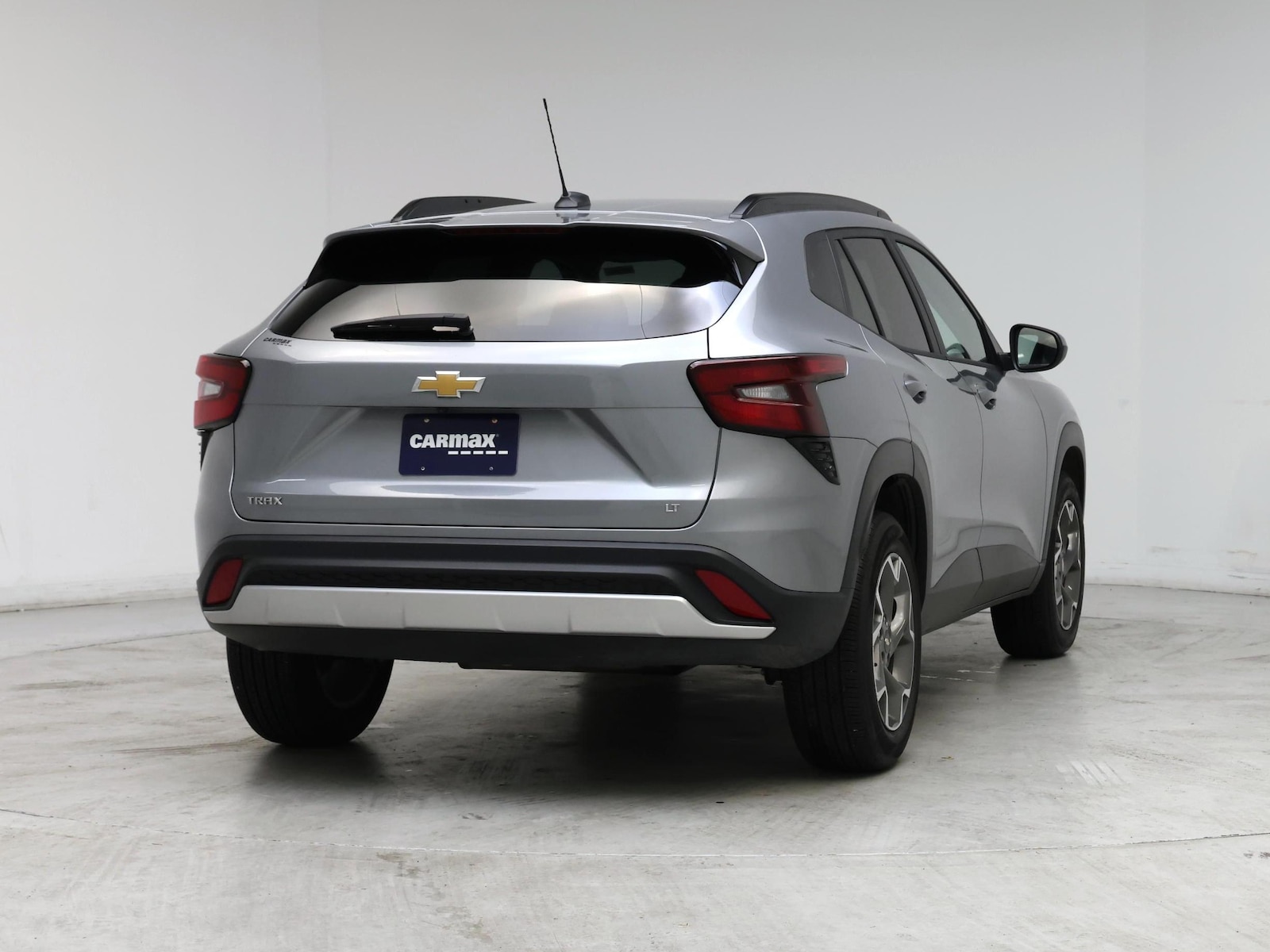2025 Chevrolet Trax LT - Photo 9