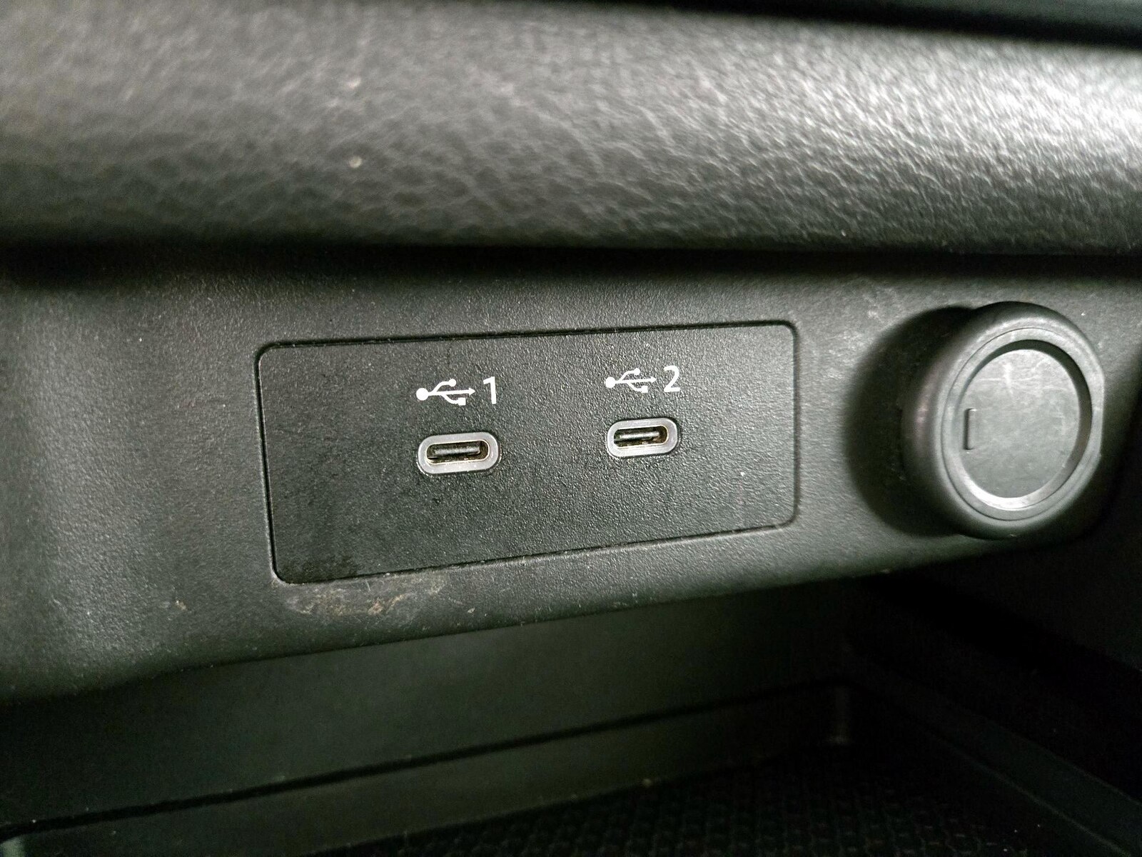 2025 Nissan Rogue SV - Photo 19