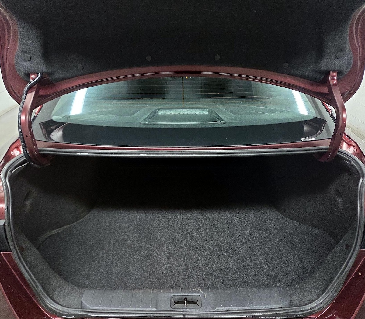 Trunk/Cargo (Seats Up)