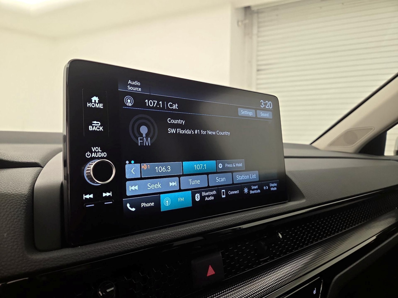 2025 Honda CR-V EX-L - Photo 17