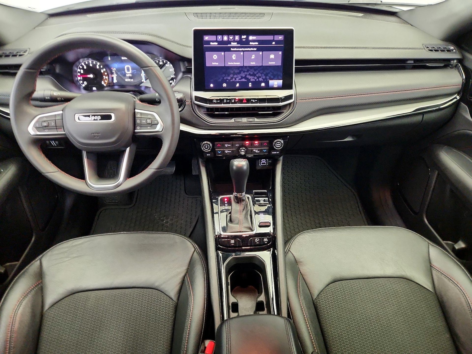 Apple CarPlay® & Android Auto™