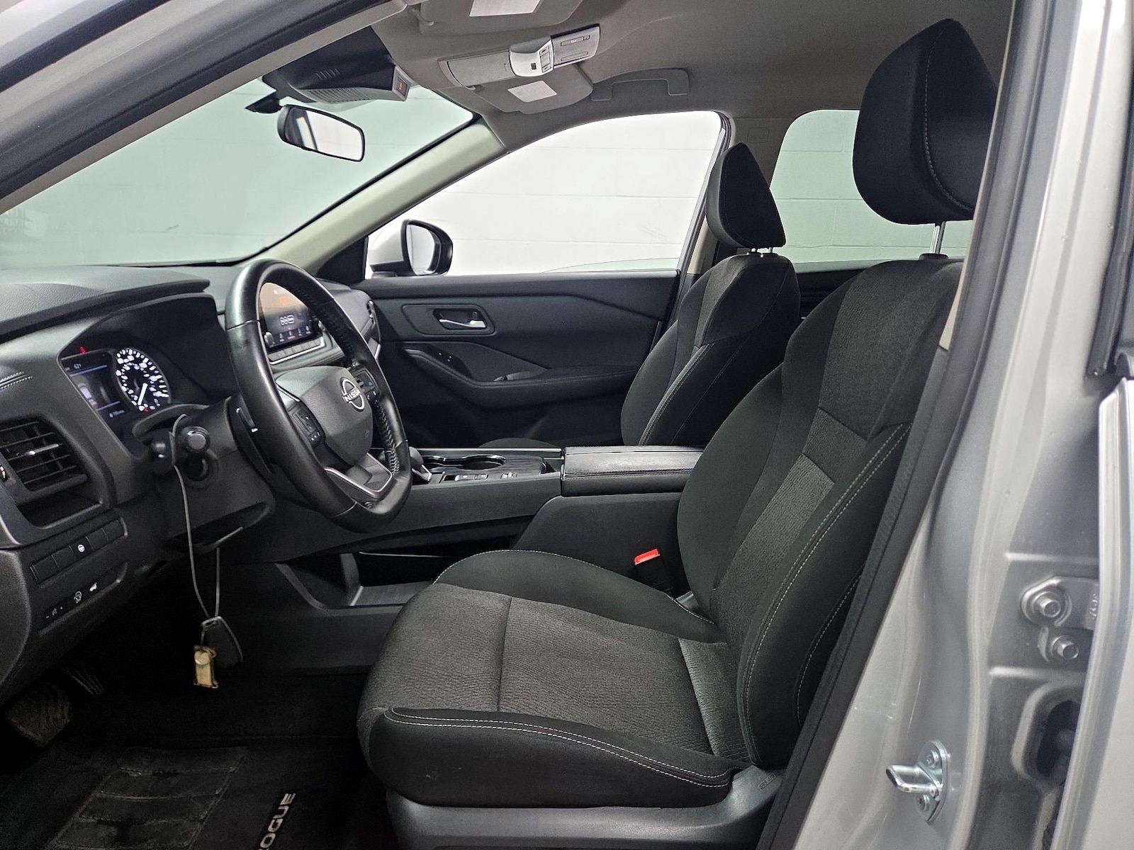 Power Seat(s) & Side Airbags