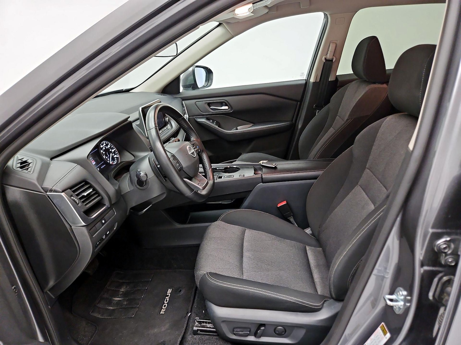 Power Seat(s) & Side Airbags