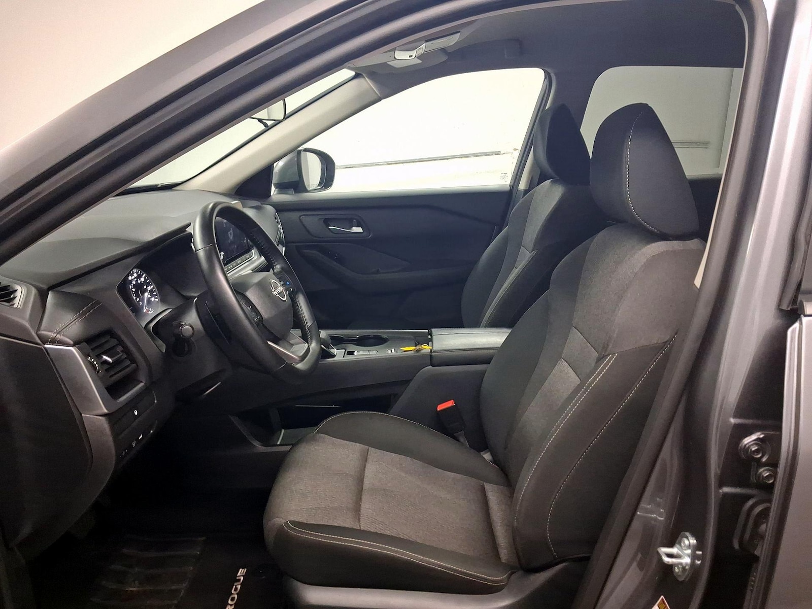 Power Seat(s) & Side Airbags