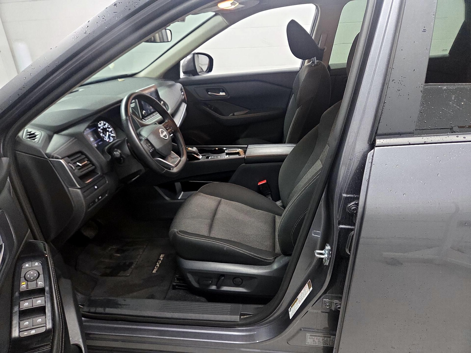Power Seat(s) & Side Airbags