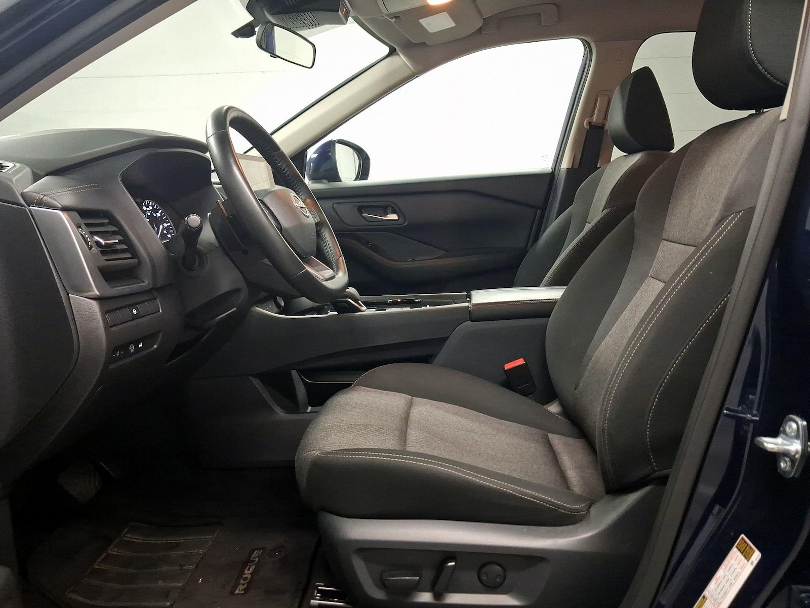 Power Seat(s) & Side Airbags