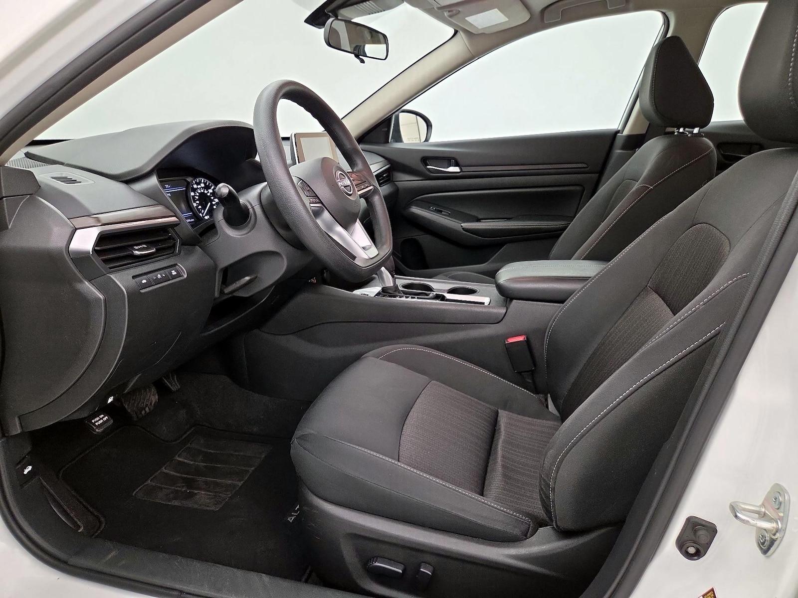 Power Seat(s) & Side Airbags