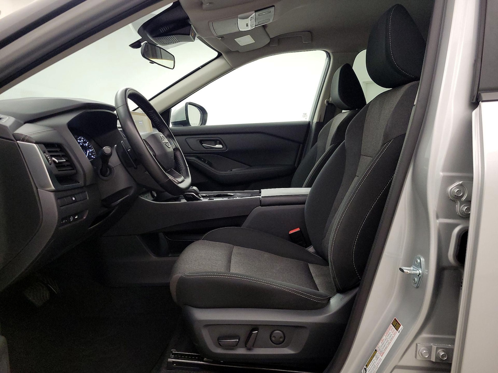 Power Seat(s) & Side Airbags