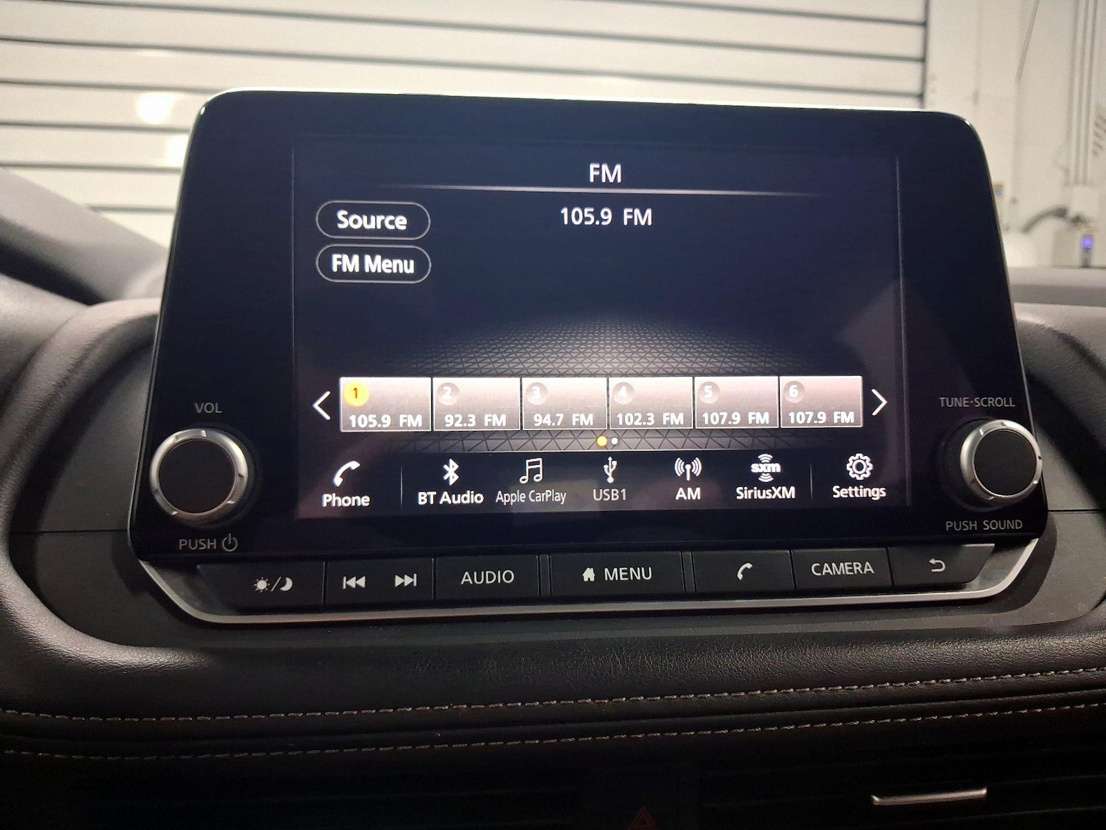 2025 Nissan Rogue SV - Photo 16