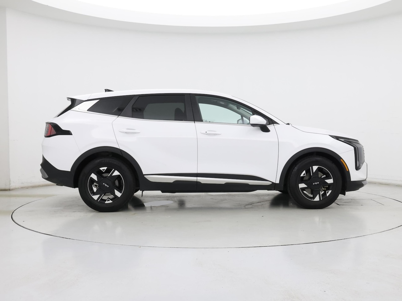 2026 Kia Sportage LX - Photo 8