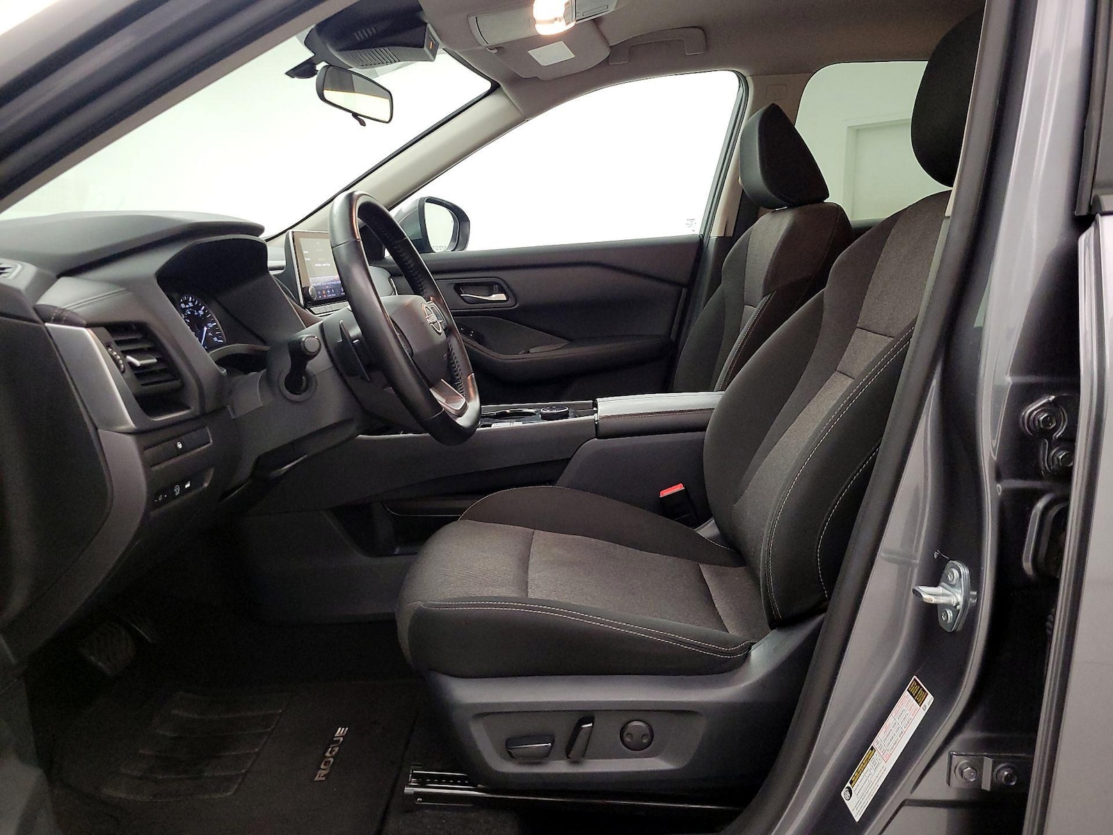 Power Seat(s) & Side Airbags