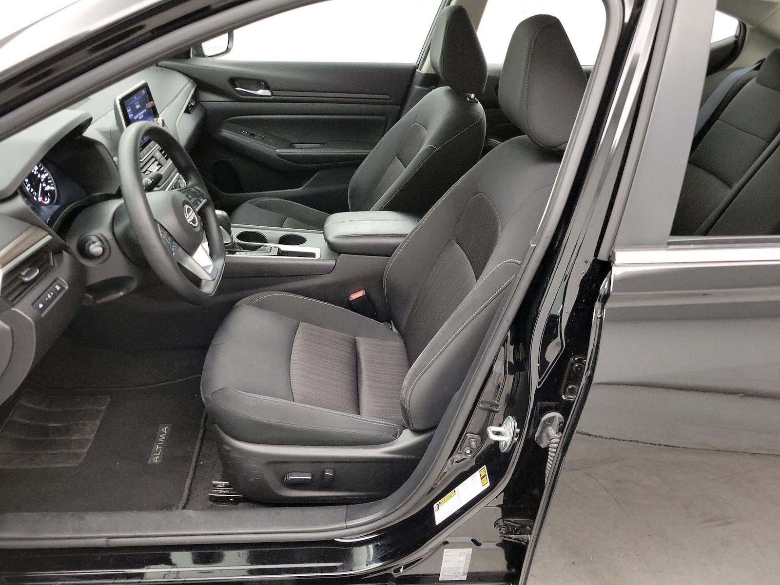 Power Seat(s) & Side Airbags