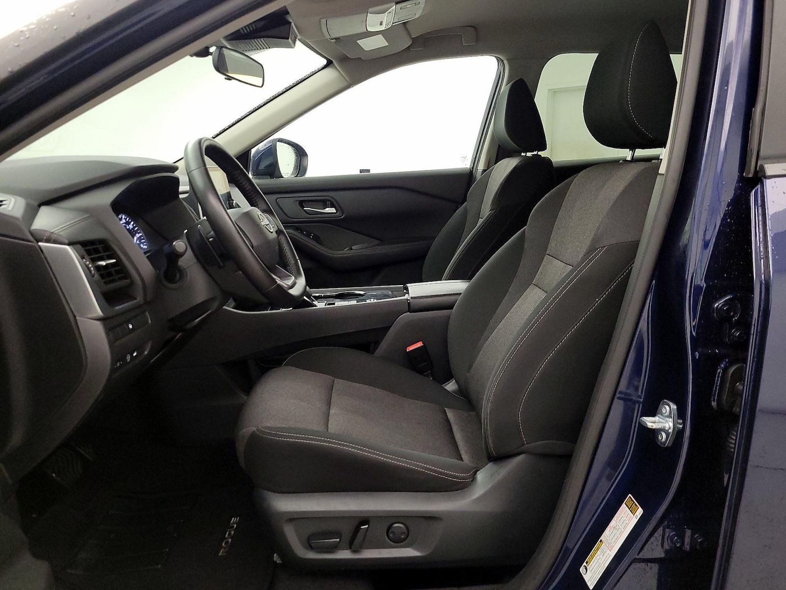 Power Seat(s) & Side Airbags