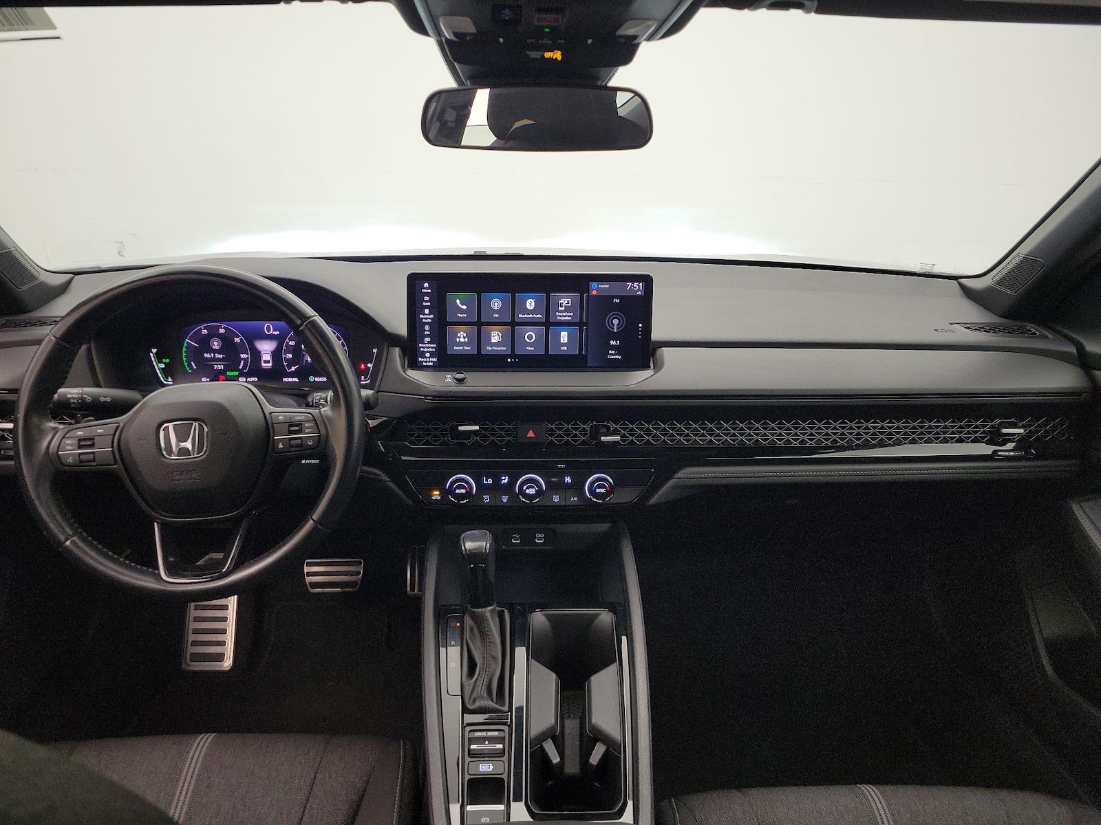 Apple CarPlay® & Android Auto™