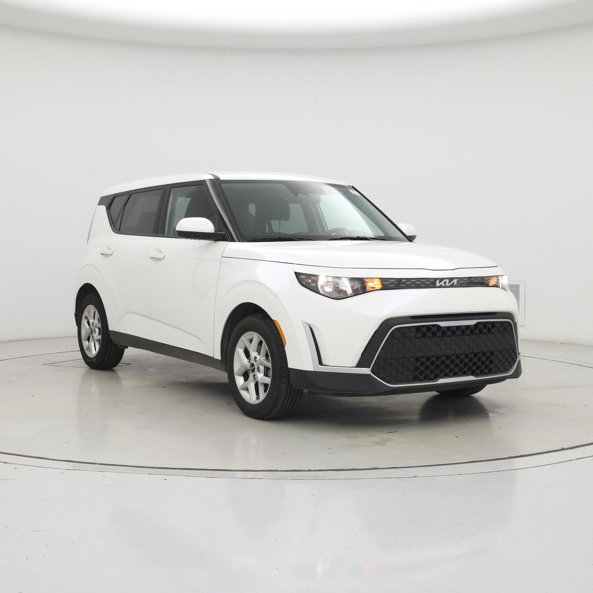 White 2025 Kia Soul SUV / Crossover Front-Wheel Drive Automatic