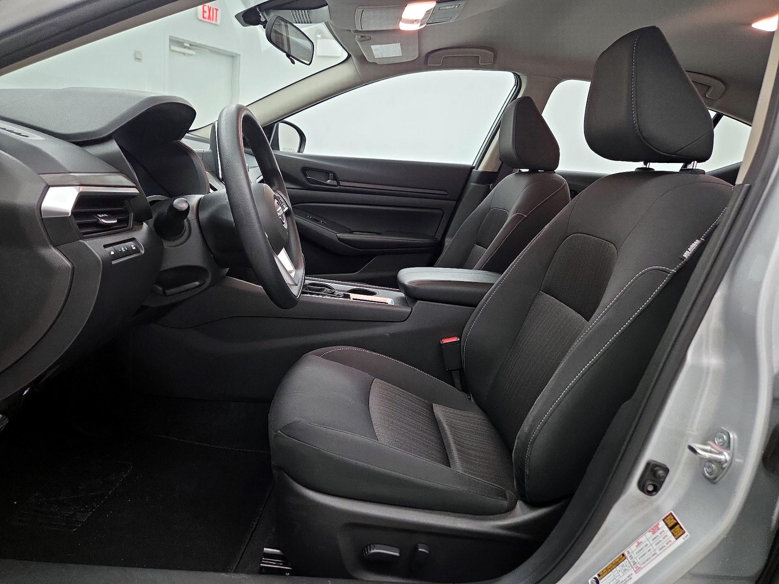 Power Seat(s) & Side Airbags