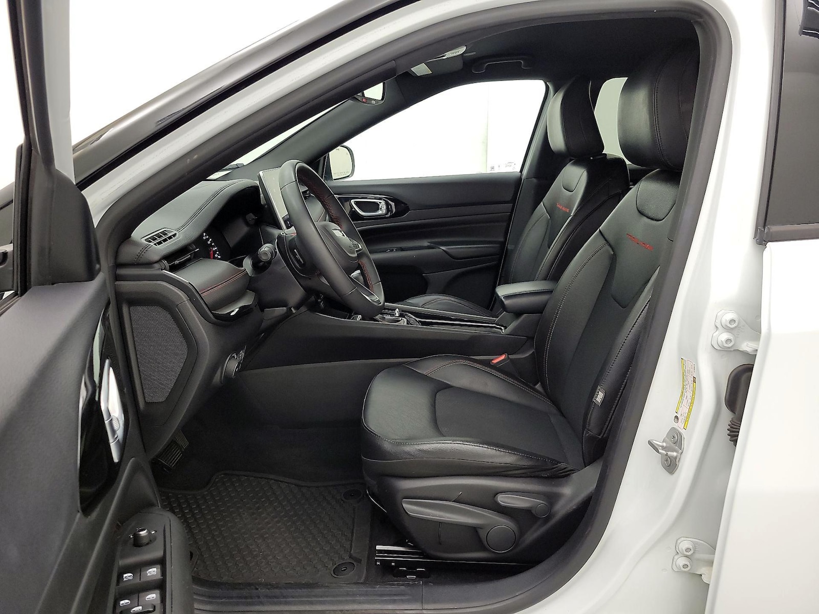 Leather Seats & Side Airbags