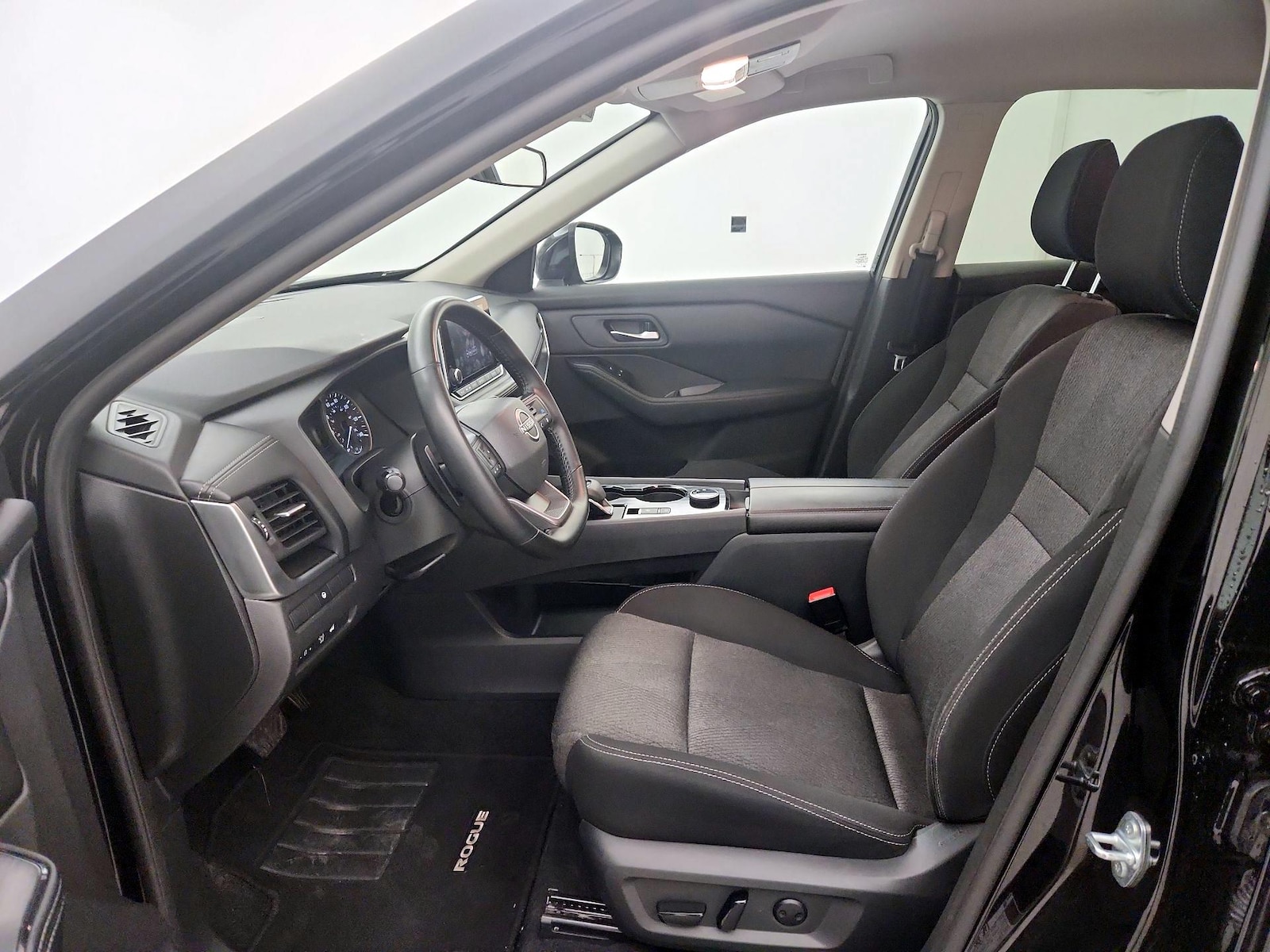 Power Seat(s) & Side Airbags