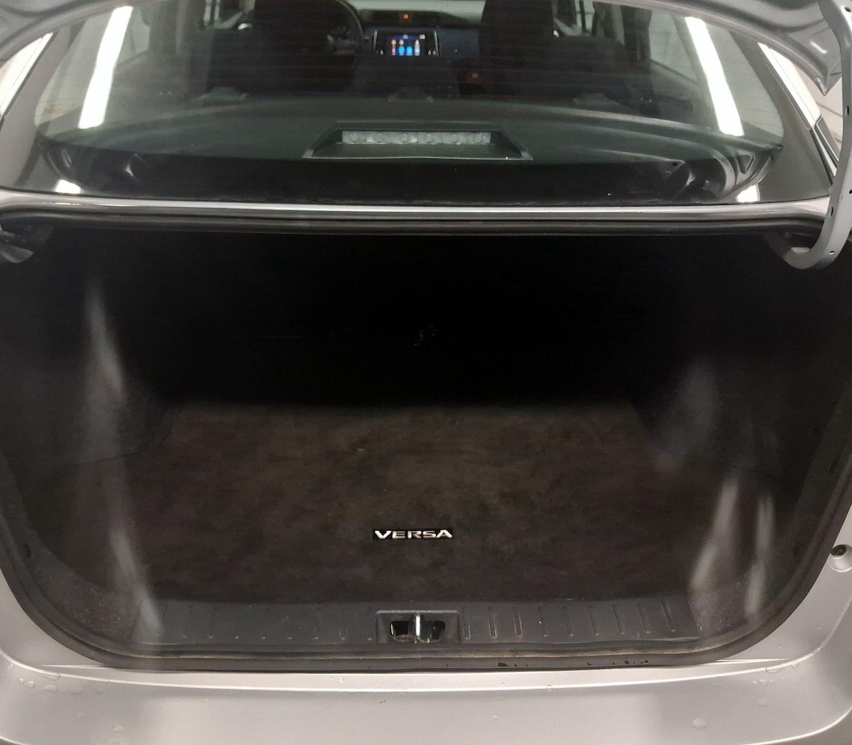 Trunk/Cargo (Seats Up)