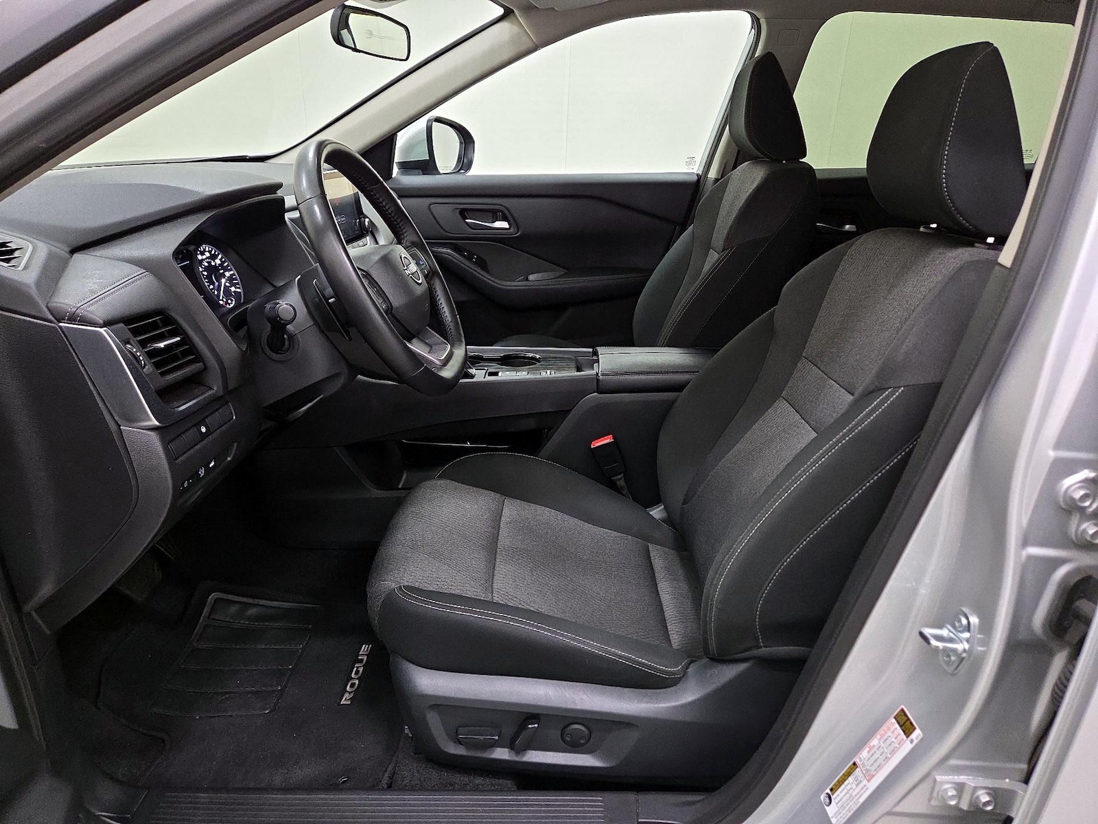 Power Seat(s) & Side Airbags