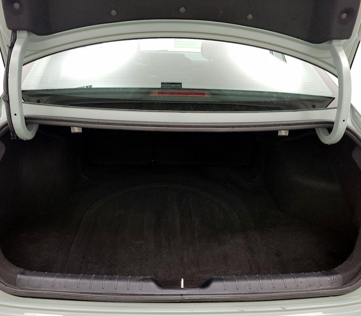Trunk/Cargo (Seats Up)