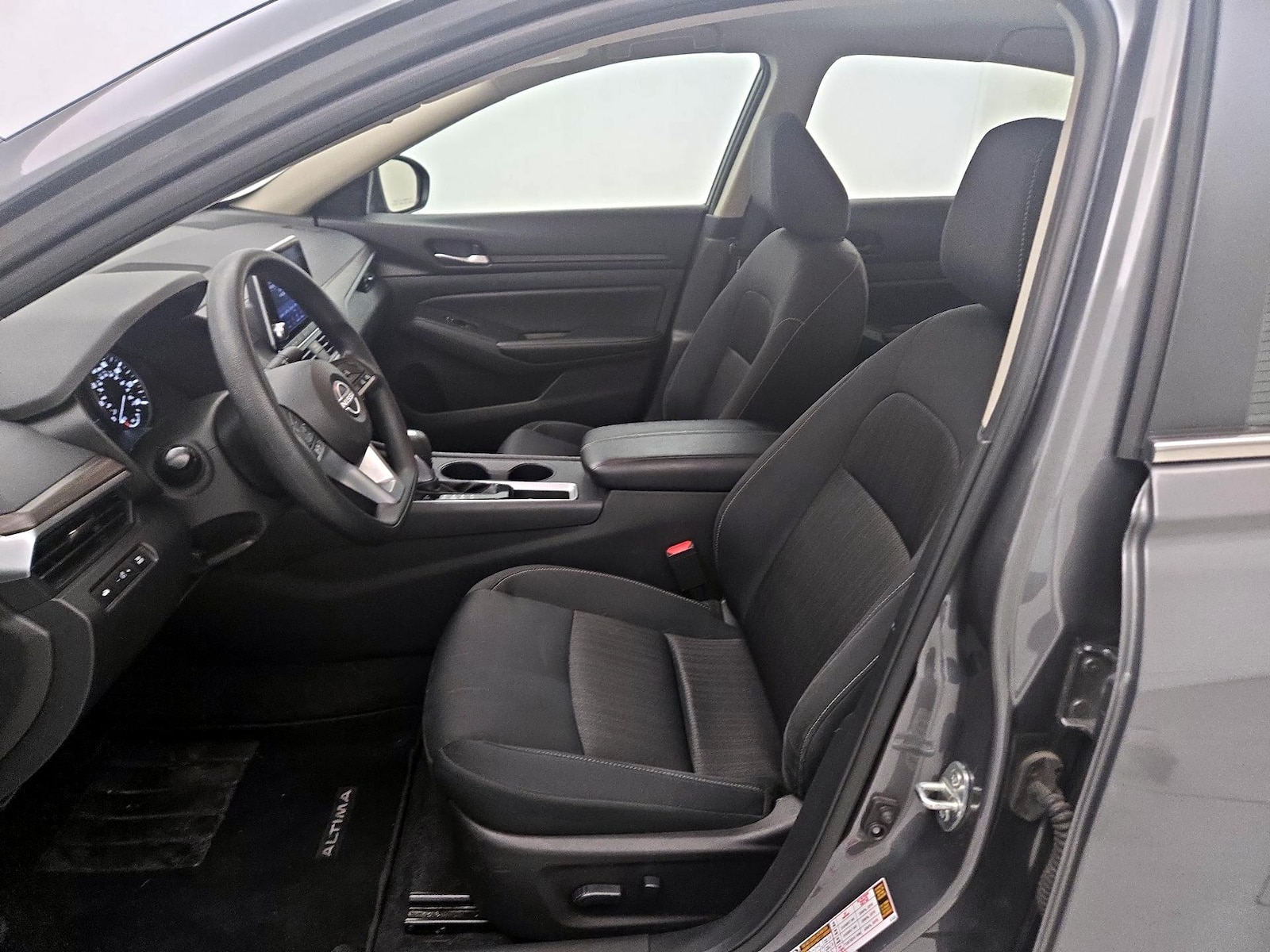 Power Seat(s) & Side Airbags