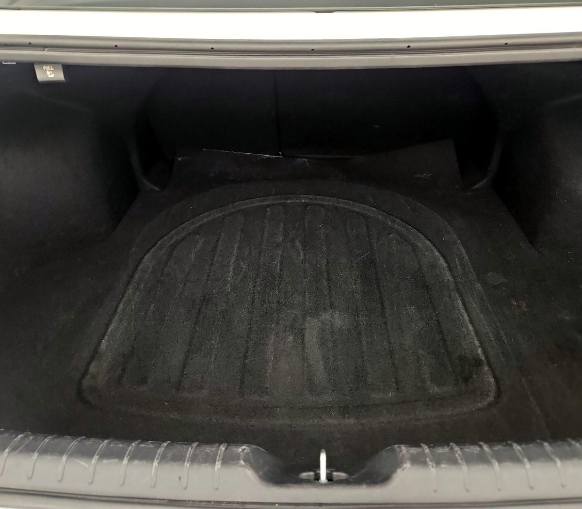 Trunk/Cargo (Seats Up)