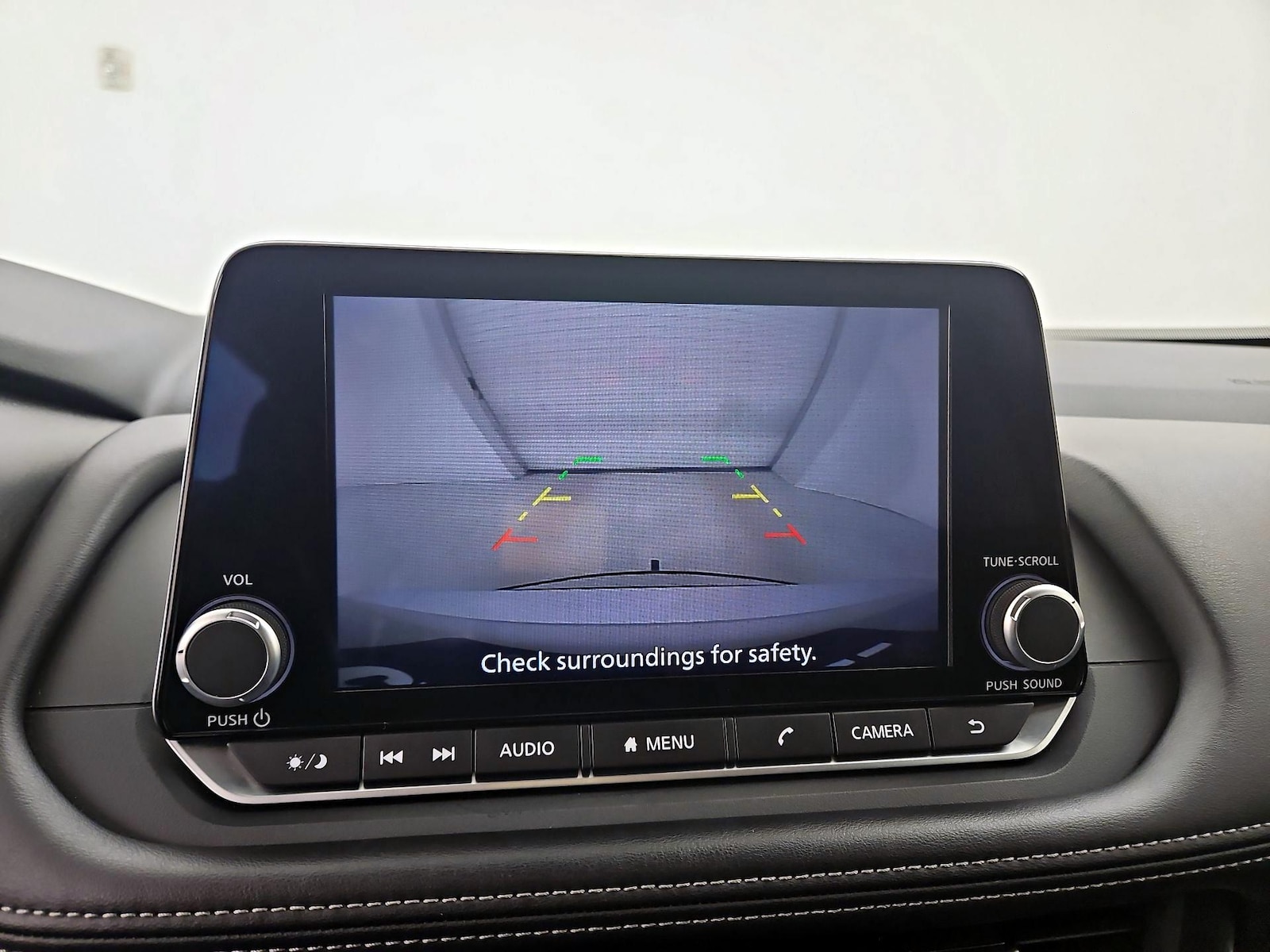 2025 Nissan Rogue SV - Photo 15