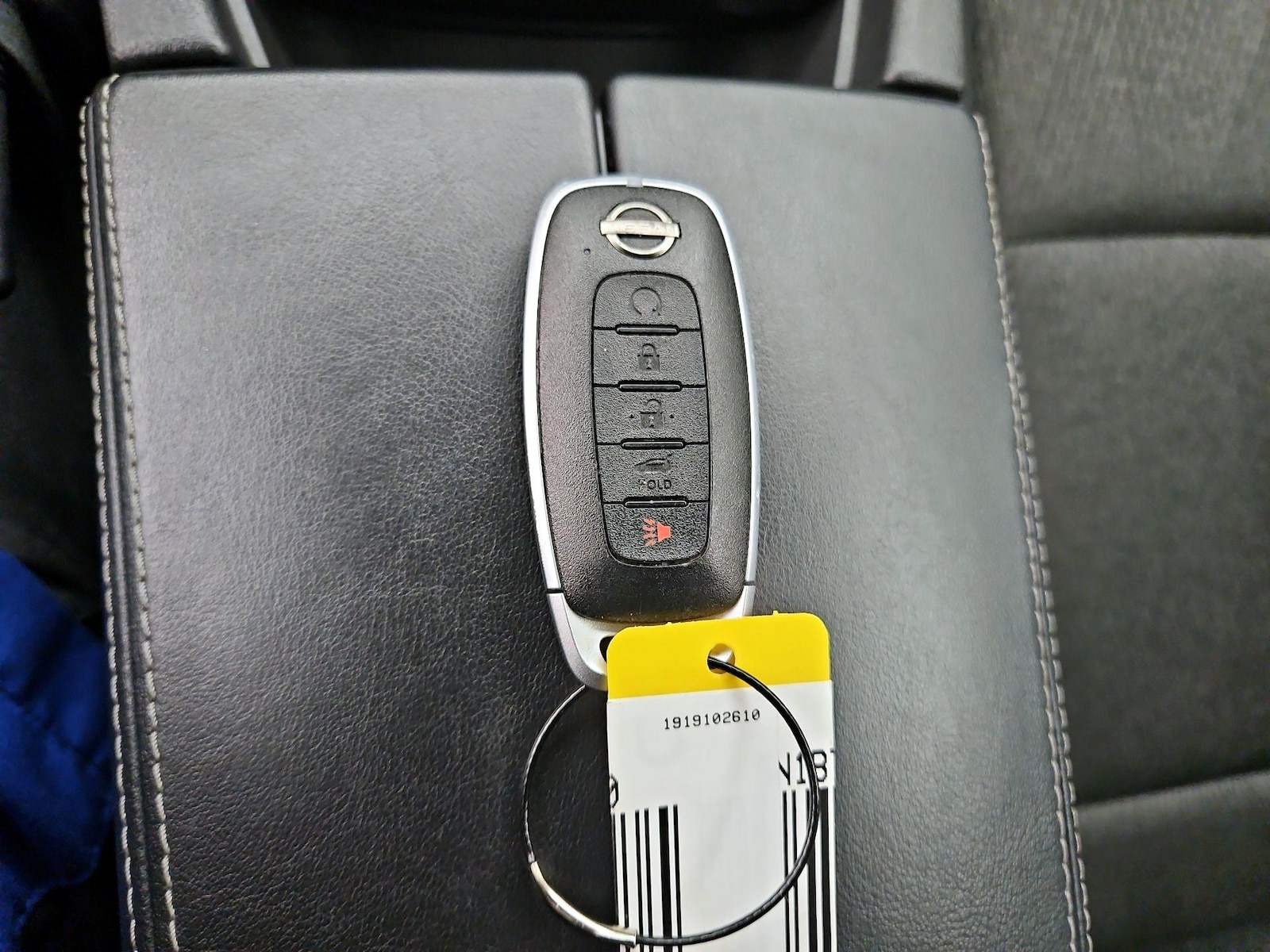 2025 Nissan Rogue SV - Photo 23