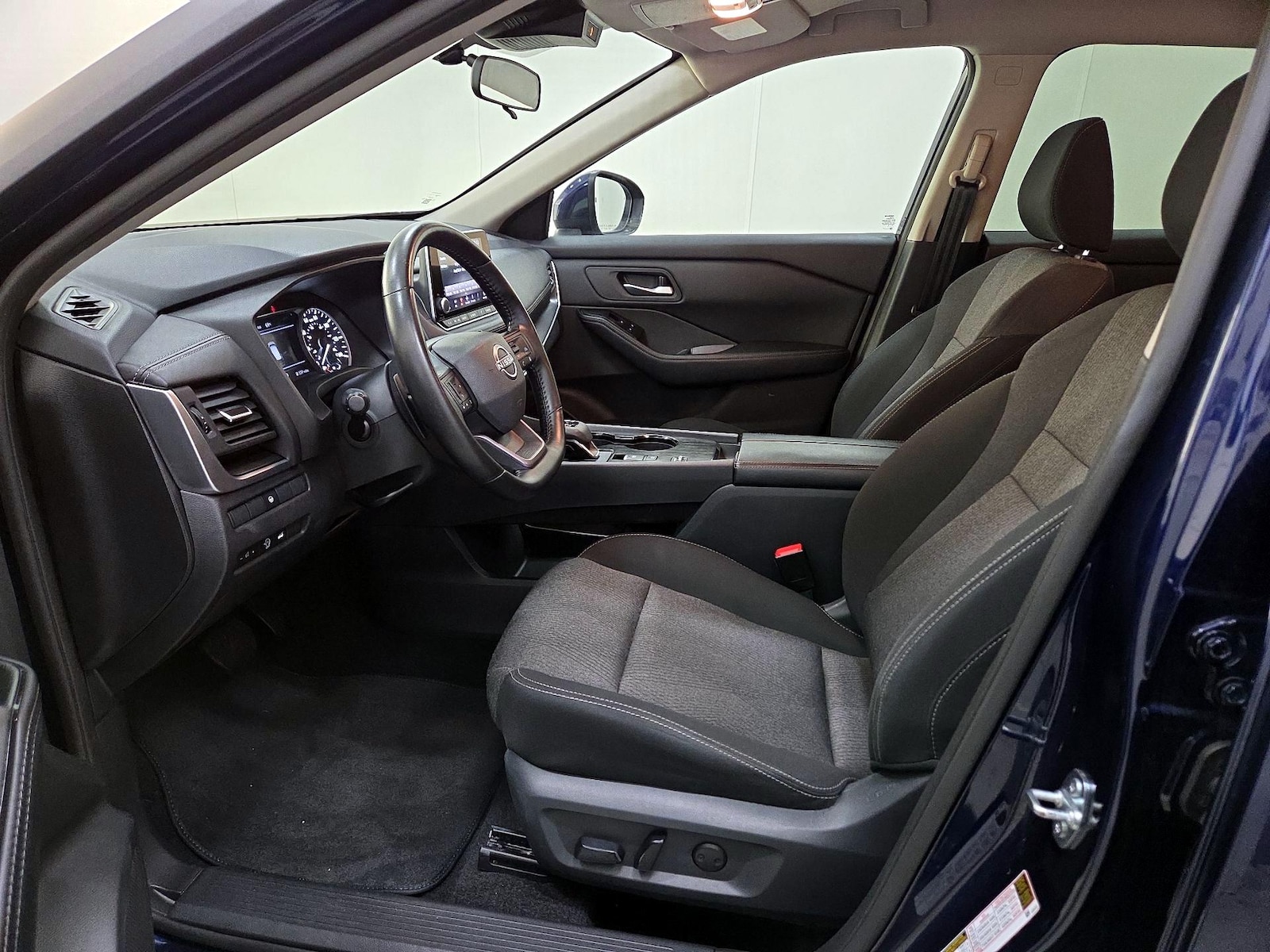 Power Seat(s) & Side Airbags