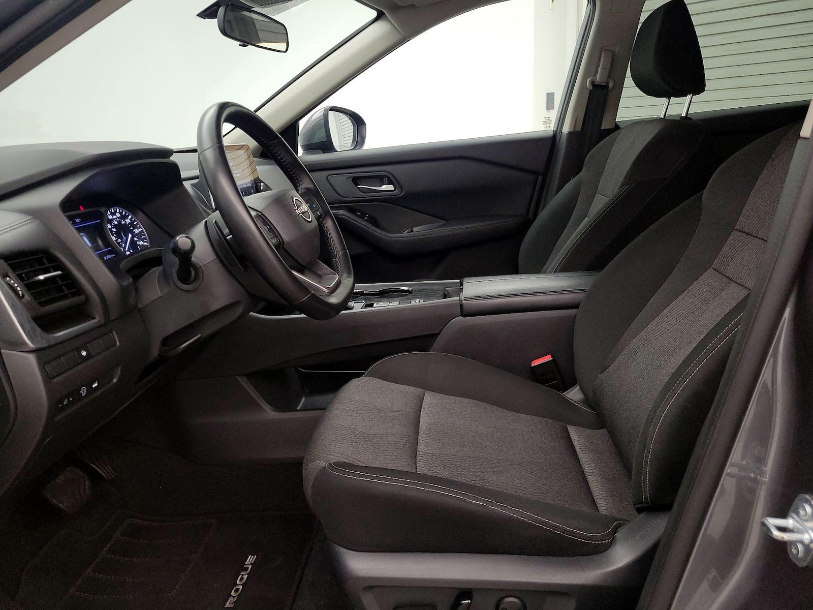 Power Seat(s) & Side Airbags