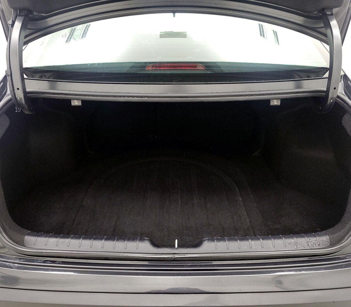 Trunk/Cargo (Seats Up)
