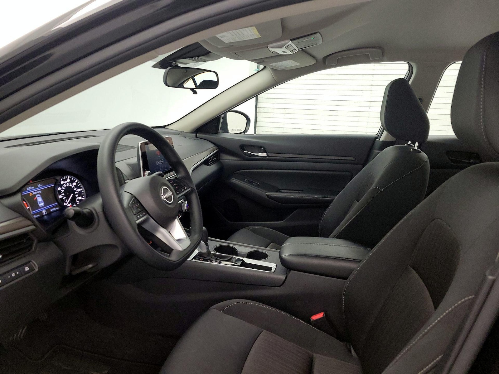 Power Seat(s) & Side Airbags