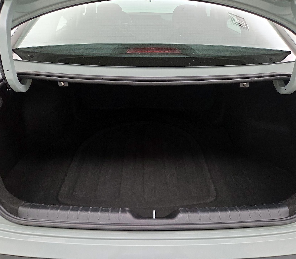 Trunk/Cargo (Seats Up)