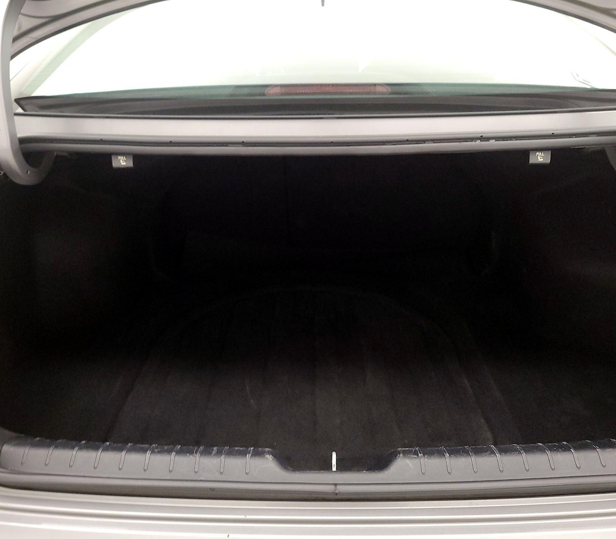 Trunk/Cargo (Seats Up)