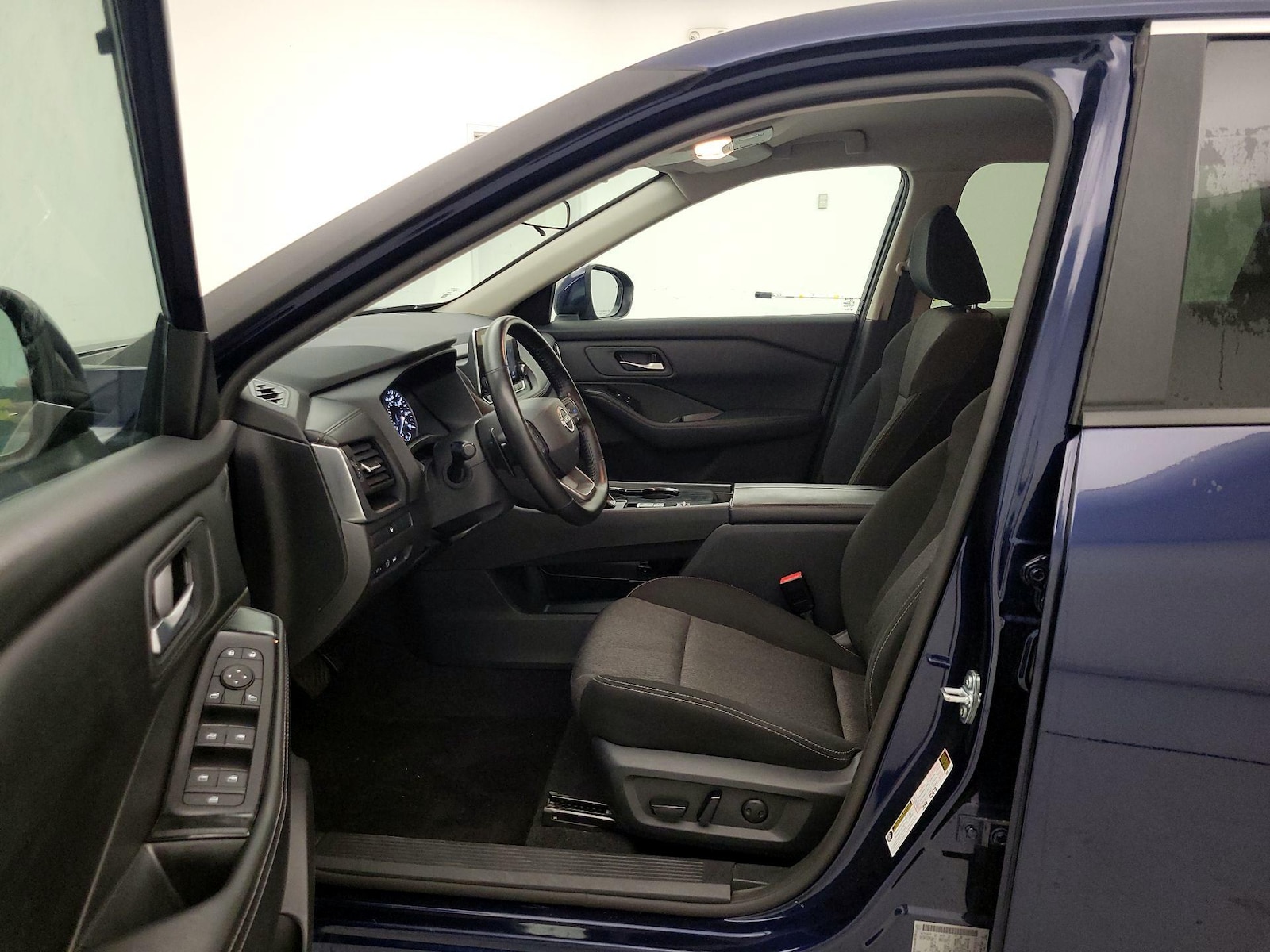 Power Seat(s) & Side Airbags