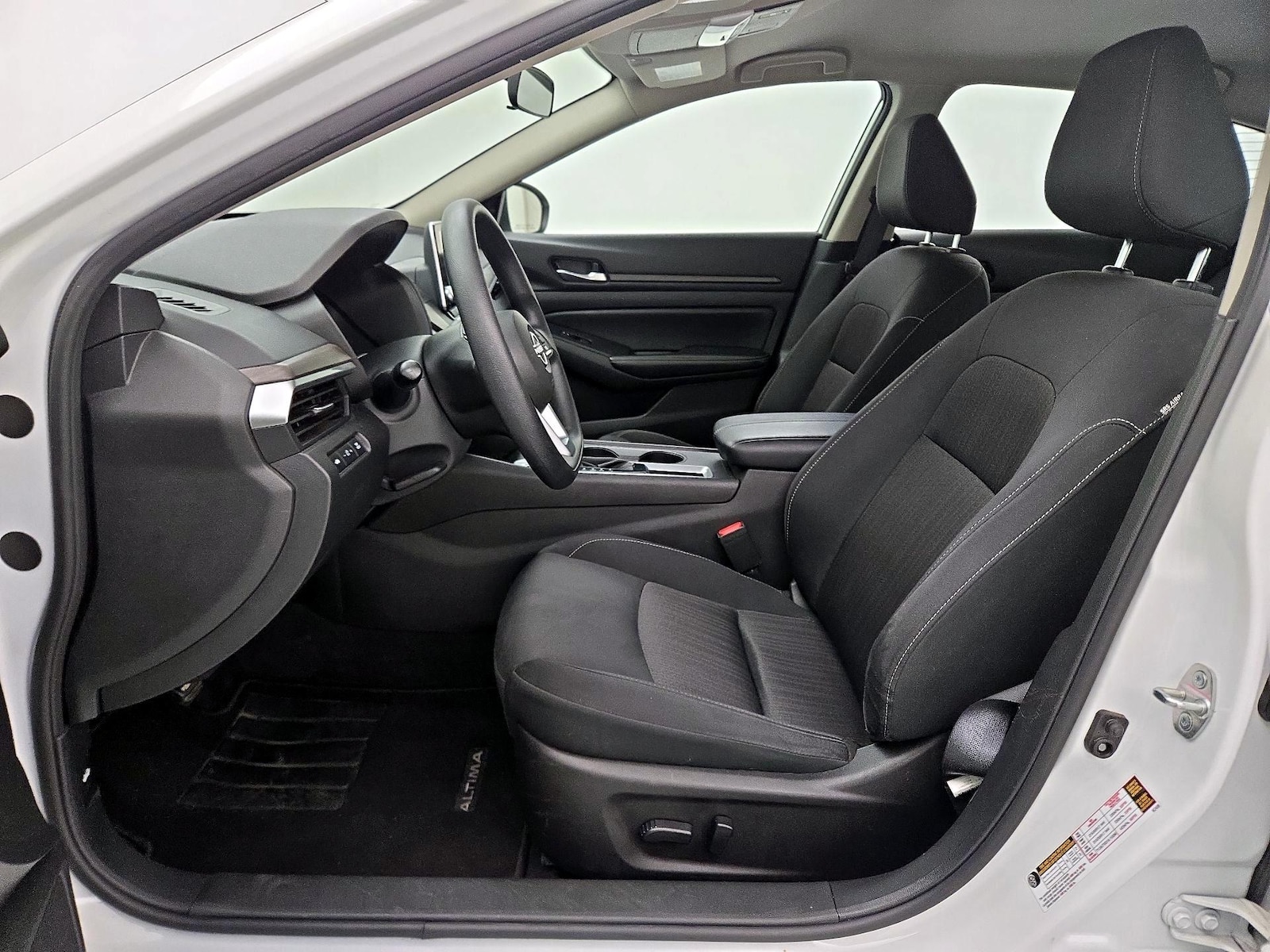 Power Seat(s) & Side Airbags