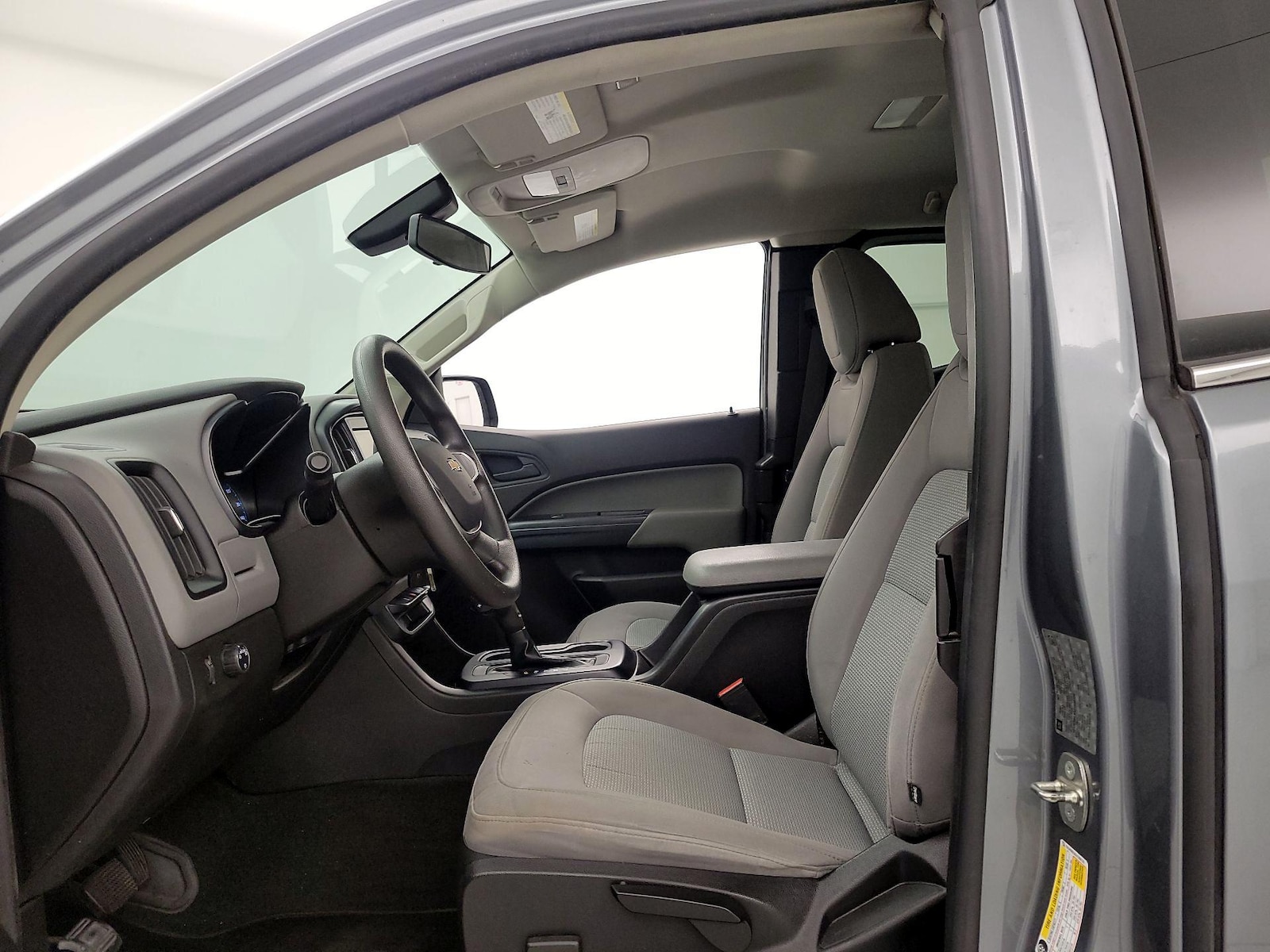 Power Seat(s) & Side Airbags
