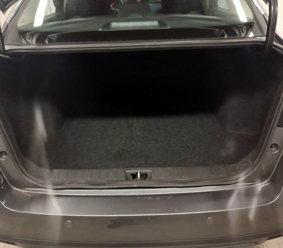 Trunk/Cargo (Seats Up)