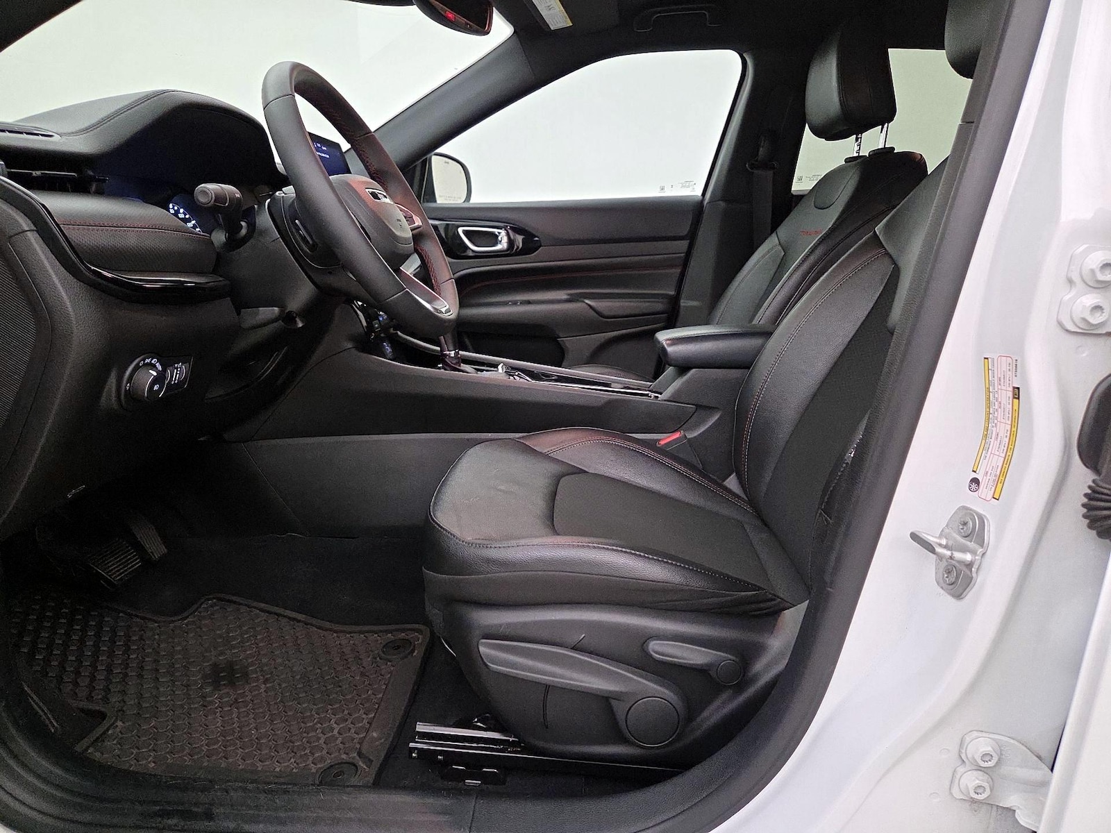 Leather Seats & Side Airbags