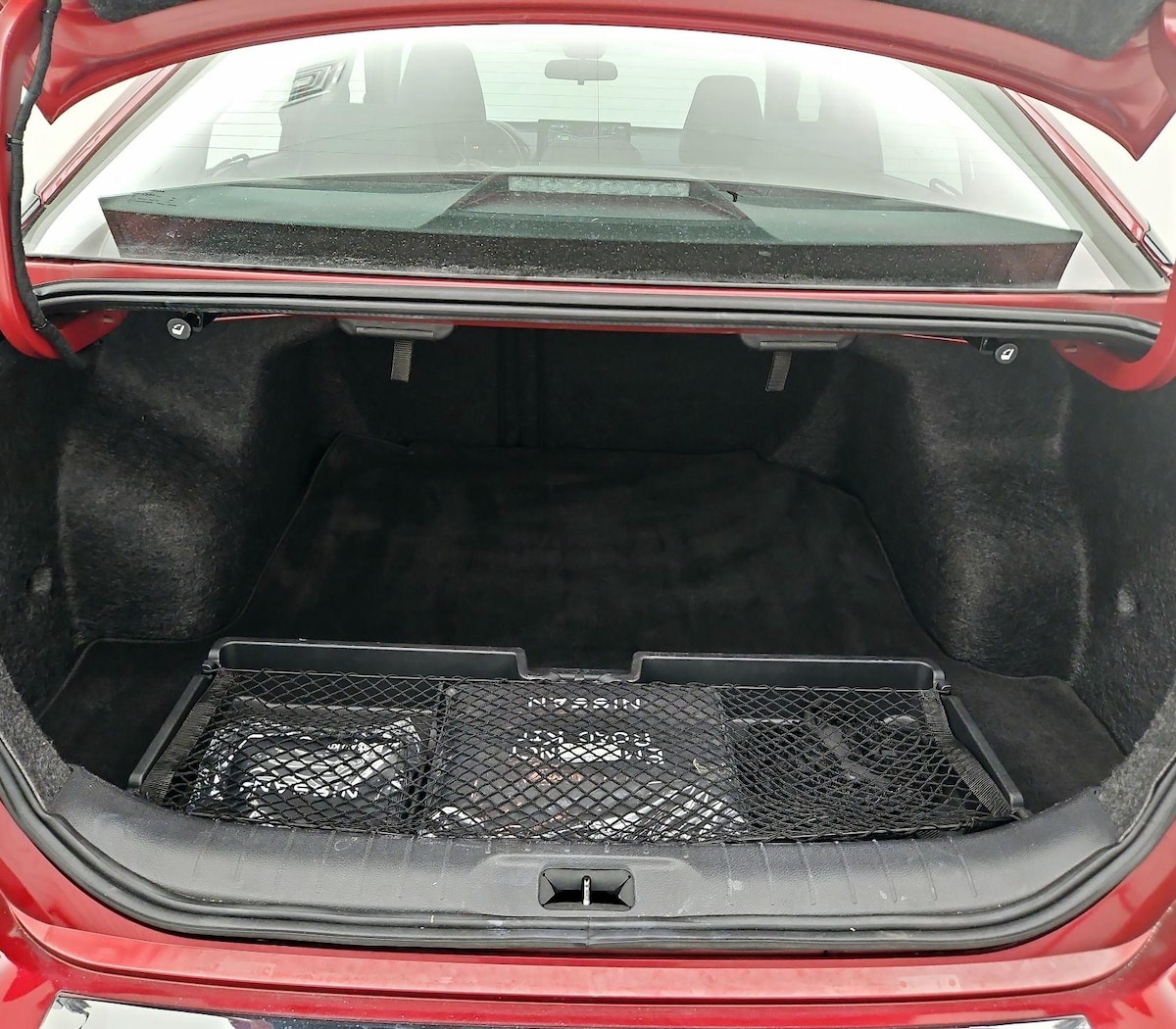 Trunk/Cargo (Seats Up)