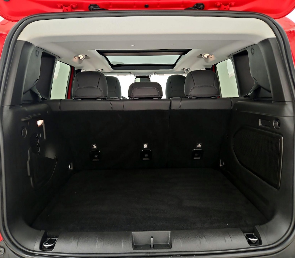 Trunk/Cargo (Seats Up)